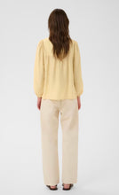 Load image into Gallery viewer, InWear LynnisIW Shirt Chamomile
