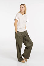 Load image into Gallery viewer, Yaya Knit top with trim
