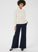 Load image into Gallery viewer, Part Two SanellaPW Blouse Eggnog
