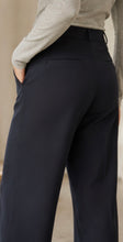 Load image into Gallery viewer, Para Mi Mira Twill Trouser in Navy
