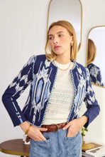 Load image into Gallery viewer, Bella Blue Print Quilted Jacket
