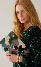 Load image into Gallery viewer, Summum Beaded Clutch
