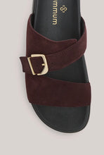 Load image into Gallery viewer, Summumm Deep Fig Sandals
