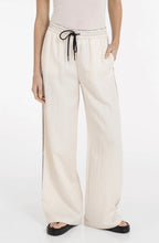 Load image into Gallery viewer, Yaya Trousers with trim

