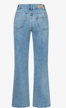 Load image into Gallery viewer, More &amp; More 5 pocket Marlene Jeans
