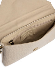 Load image into Gallery viewer, Depeche 17134 Sand Croc Clutch
