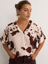 Load image into Gallery viewer, Carrie Print Top
