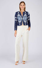 Load image into Gallery viewer, Bella Blue Print Quilted Jacket
