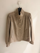 Load image into Gallery viewer, Faye Beige Jacket Gourou
