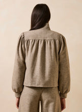 Load image into Gallery viewer, Faye Beige Jacket Gourou
