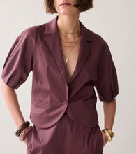 Load image into Gallery viewer, Summum Cropped Jacket Deep Fig
