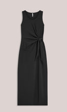 Load image into Gallery viewer, Summum Black Dress
