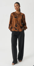 Load image into Gallery viewer, Part Two VennessaPW Blouse
