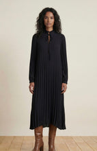 Load image into Gallery viewer, Faye Gail Dress black
