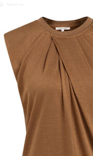 Load image into Gallery viewer, Yaya Sleeveless Twist Top
