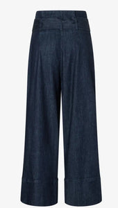 More and More Denim Trousers