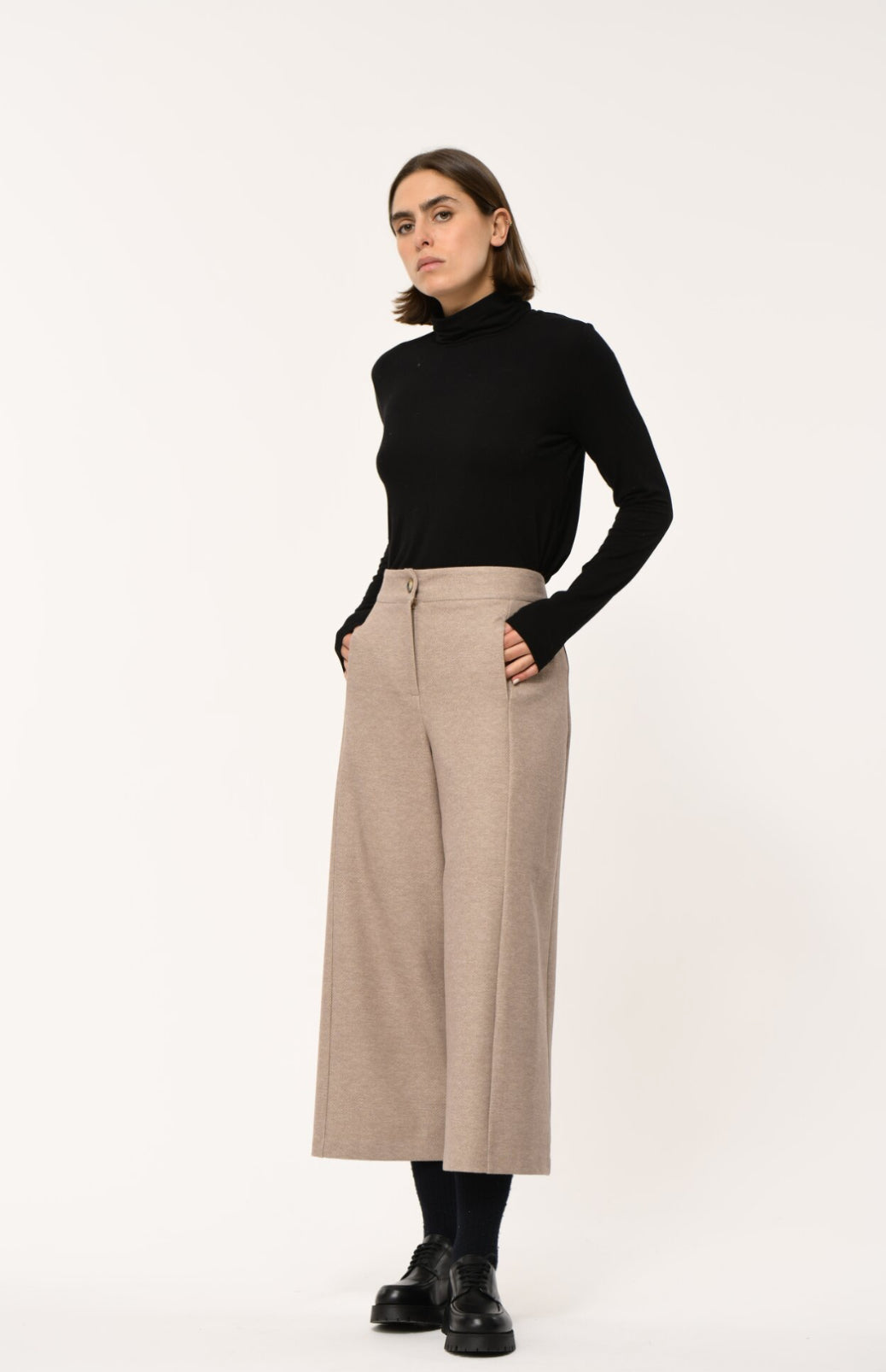 Humility Taylora Trousers Beige