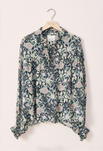 Load image into Gallery viewer, Part Two FayaPW Blouse Navy Multi Flower
