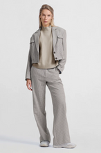 Load image into Gallery viewer, Yasmine Check Cropped Blazer
