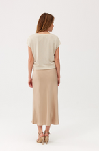 Load image into Gallery viewer, Feria Shimmer Top
