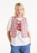 Load image into Gallery viewer, Clara Floral Gilet
