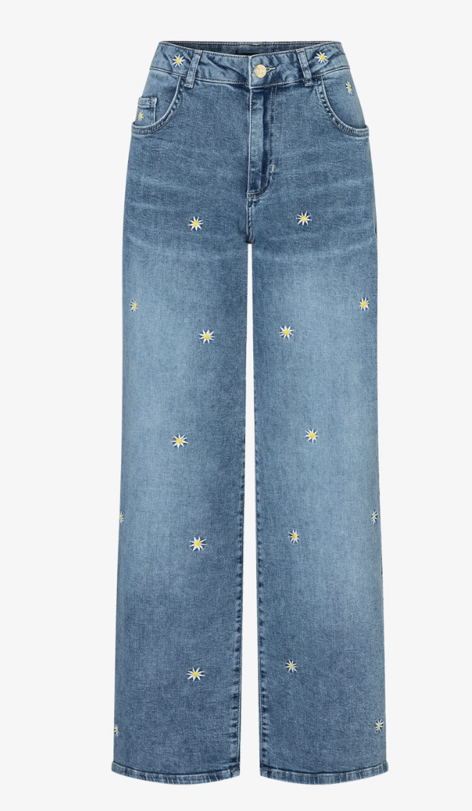 More and More Daisy Jeans