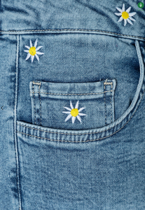 More and More Daisy Jeans