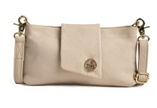 Load image into Gallery viewer, Depeche 16542 Clutch Soft Sand
