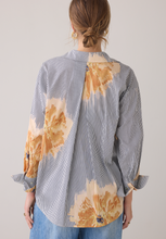 Load image into Gallery viewer, Selena flower stripe blouse
