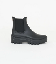 Load image into Gallery viewer, Tanta Prahara Black Boots
