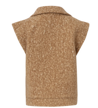Load image into Gallery viewer, Sadie 25551 CAMEL GILET
