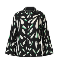Load image into Gallery viewer, Sadie 25596 PRINT BLOUSE
