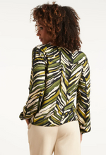 Load image into Gallery viewer, Sadie 25681 Top
