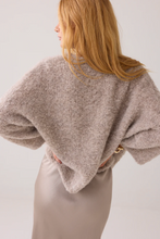 Load image into Gallery viewer, Summum Soft Boucle Knit
