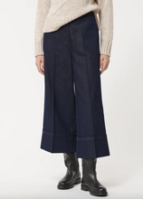 Load image into Gallery viewer, Humility Sophio D Denim Trousers
