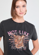 Load image into Gallery viewer, Maggie Tiger Tee
