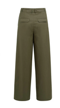 Load image into Gallery viewer, YaYa Army Green Cargo Trouser with wide leg and pleat
