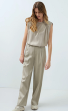 Load image into Gallery viewer, Yaya Sleeveless Top with Pleats Cashmere Grey
