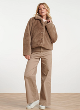 Load image into Gallery viewer, Sadie Faux Fur Coat 26512
