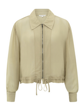 Load image into Gallery viewer, Yasmine Lightweight Zip Blouse
