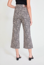 Load image into Gallery viewer, Maggie B/W Twill Trouser
