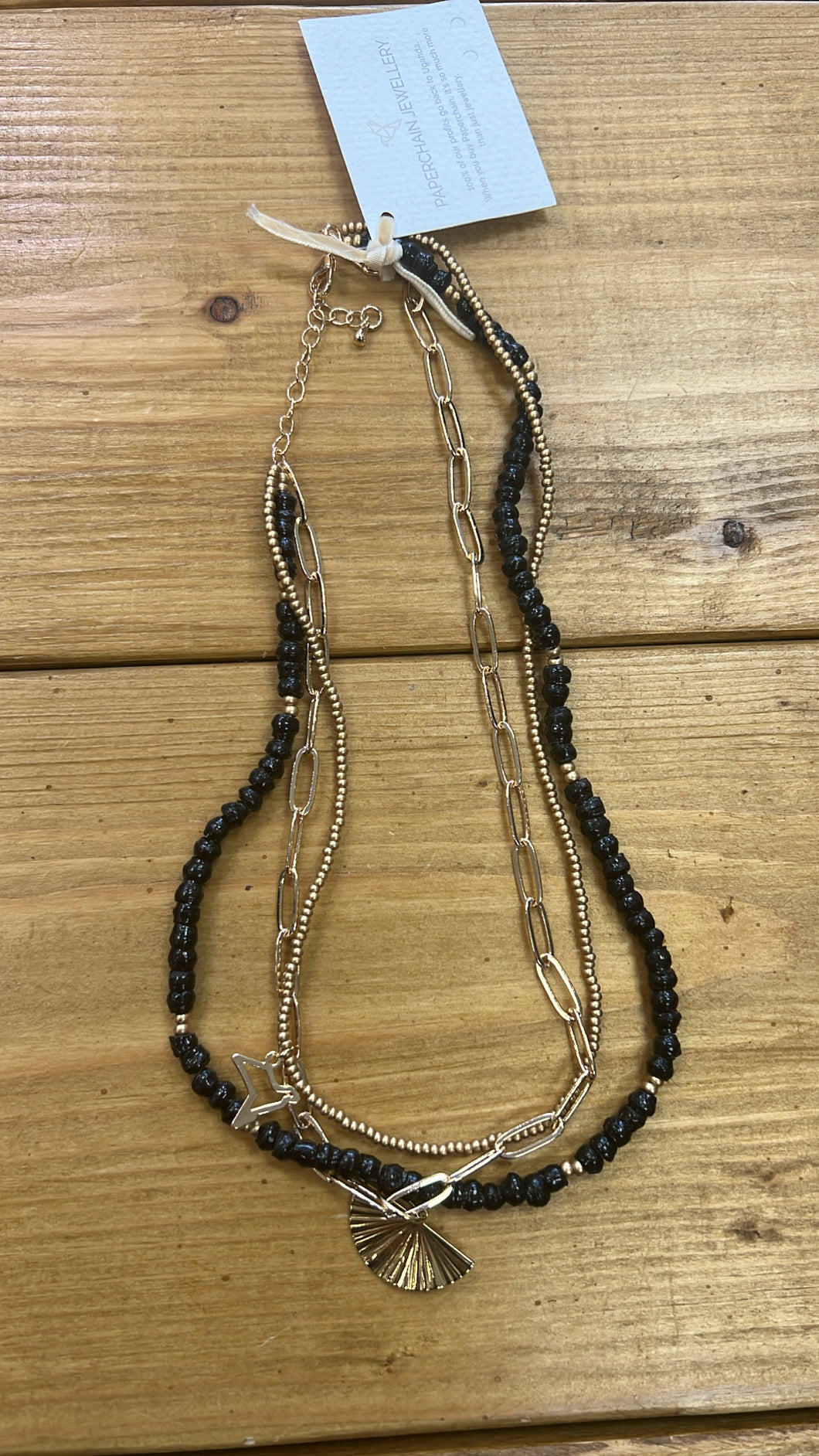 Paperchain Fan Necklace