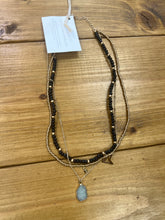 Load image into Gallery viewer, Paperchain Peace Necklace
