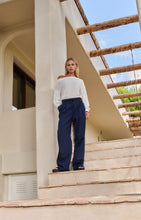Load image into Gallery viewer, Trousers with pleats, wide legs and drawcord at the waist - Type: lookbook
